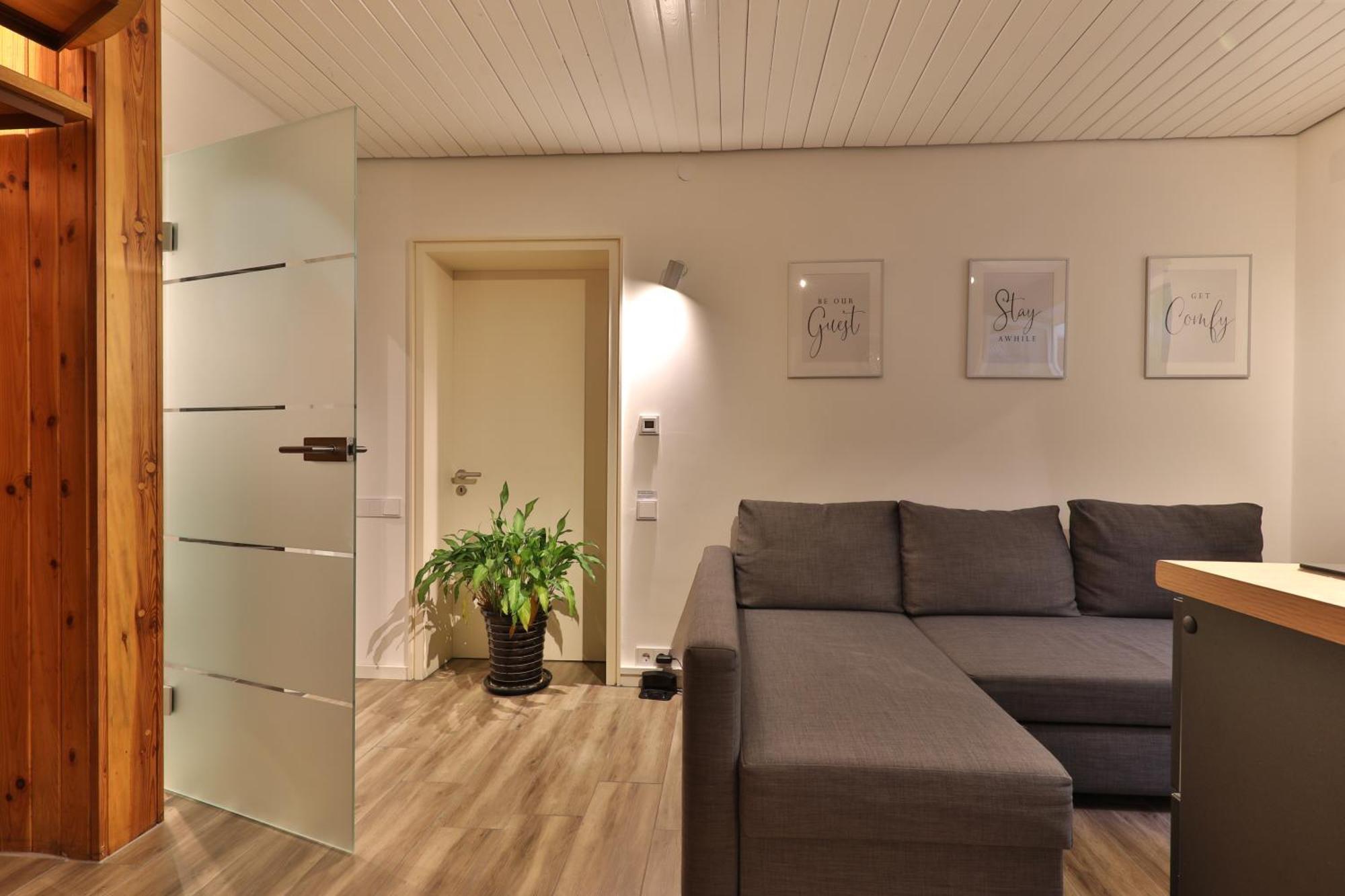 Ferienwohnung Nahe A8 Augsburg Muenchen Ulm Gersthofen Esterno foto